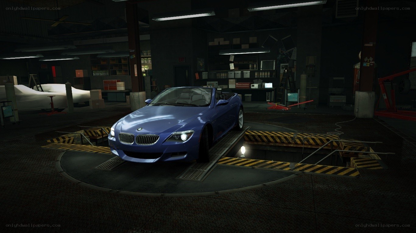 blue bmw on turntable