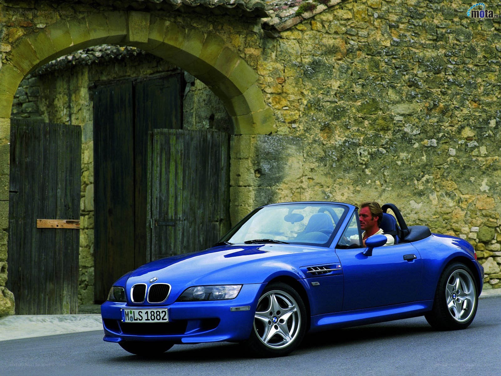 Blue BMW Z3 roadster