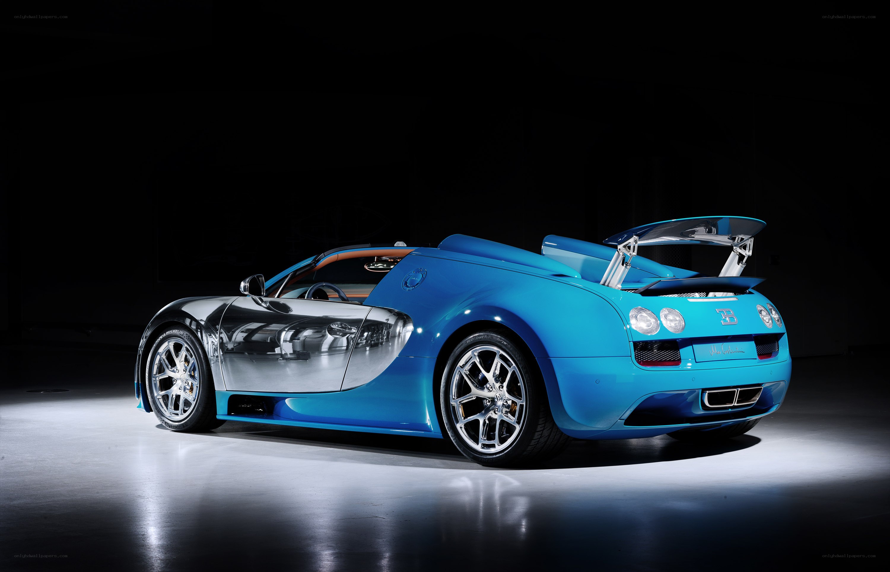 Blue Bugatti Veyron
