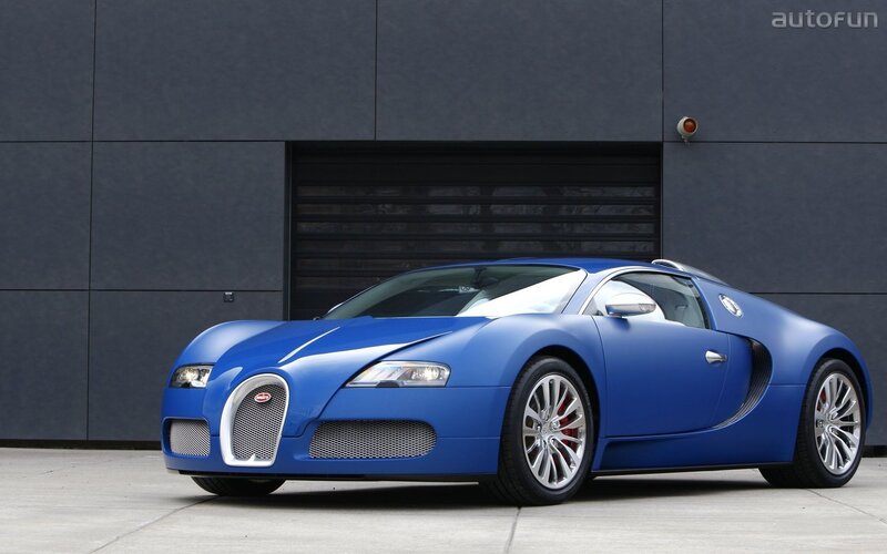 Blue Bugatti Veyron
