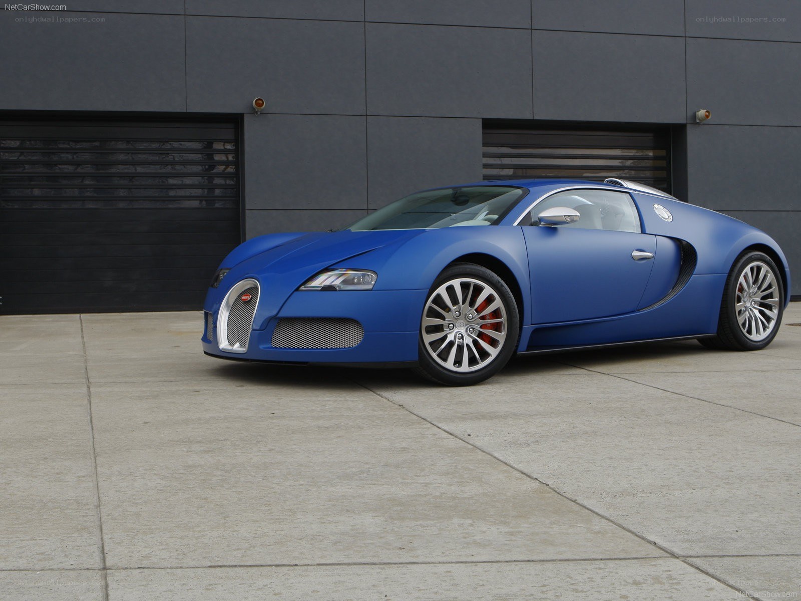 Blue Bugatti Veyron