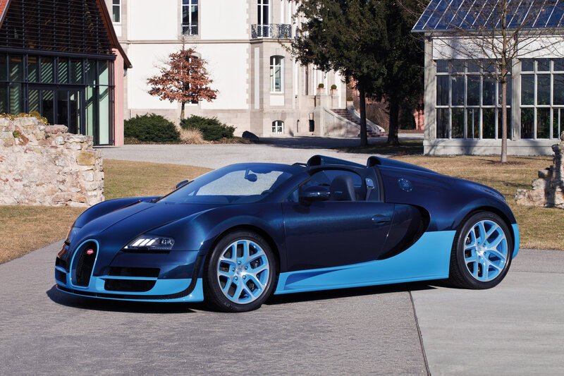 Blue Bugatti Veyron — Calm