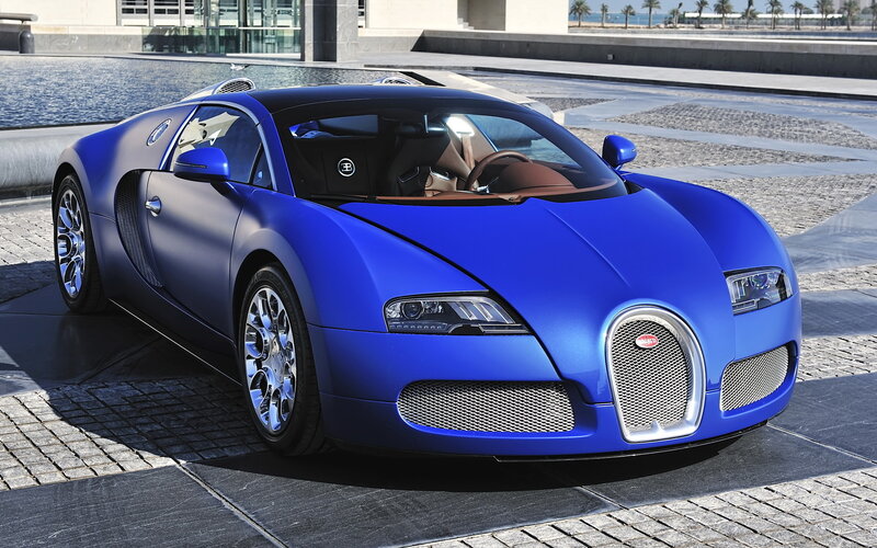 Blue Bugatti Veyron — Dramatic, Afternoon, Photograph, Car, Pool