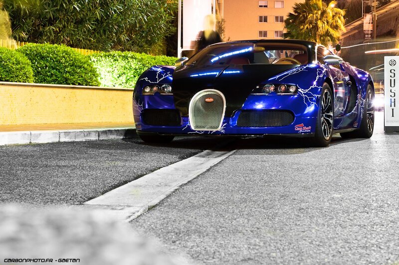 Blue Bugatti Veyron — Dramatic, Night, Photograph, Car