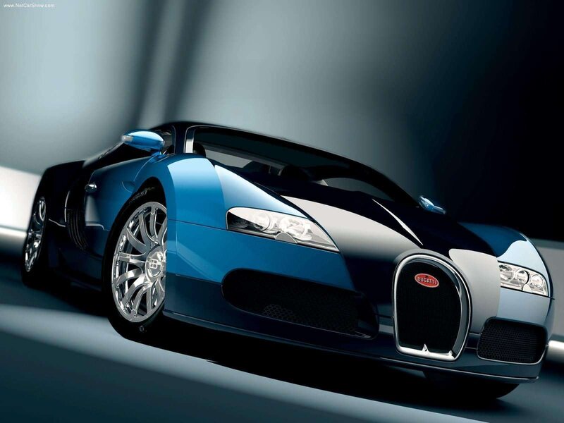 Blue Bugatti Veyron — Dramatic, Photograph, Car