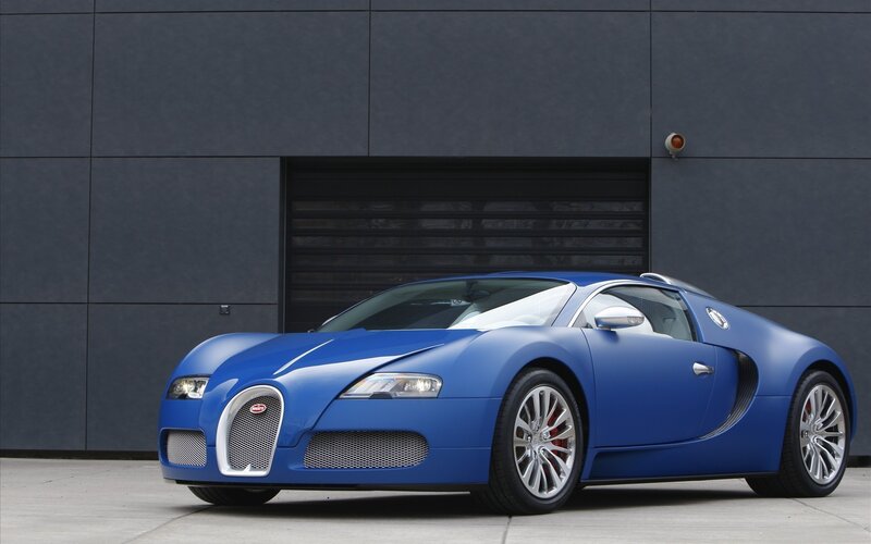 Blue Bugatti Veyron sports car