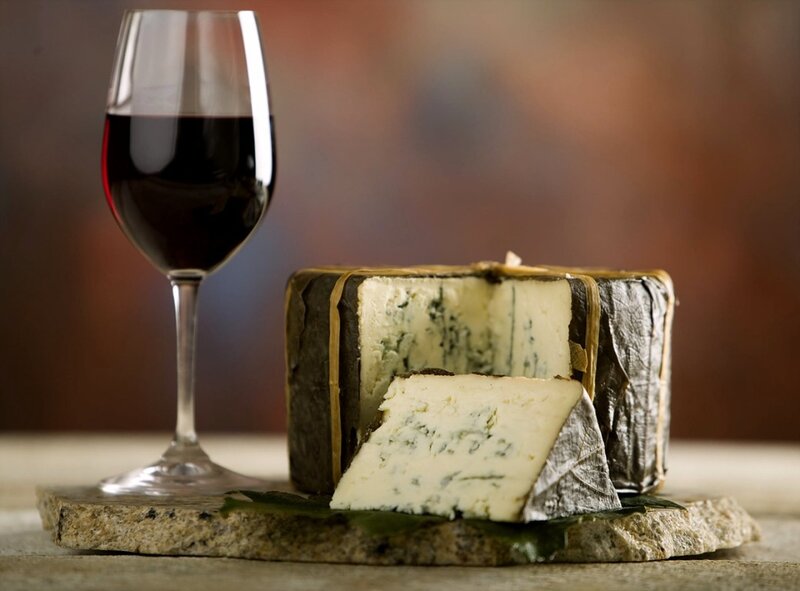 Blue cheese and red wine