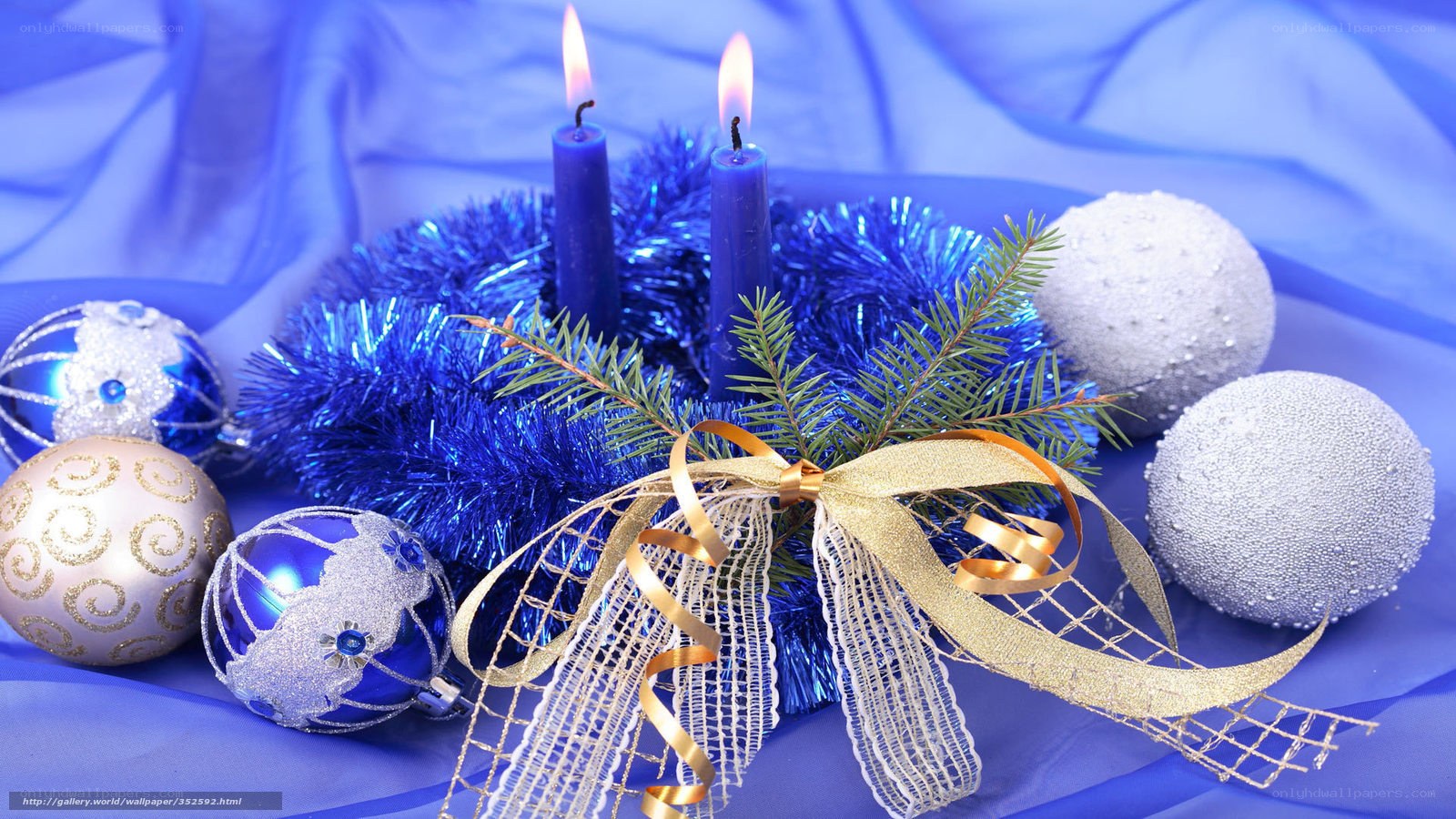 Blue Christmas candle arrangement
