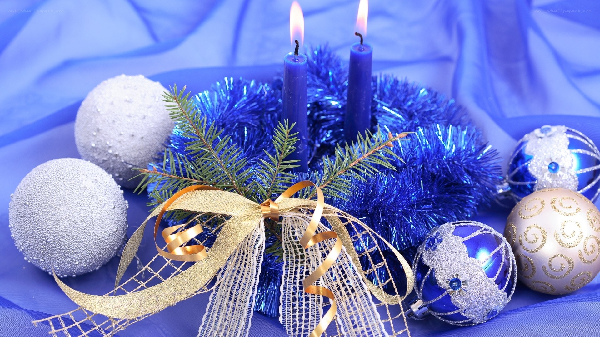 Blue Christmas candle arrangement