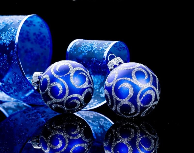 Blue Christmas Ornaments — Dramatic