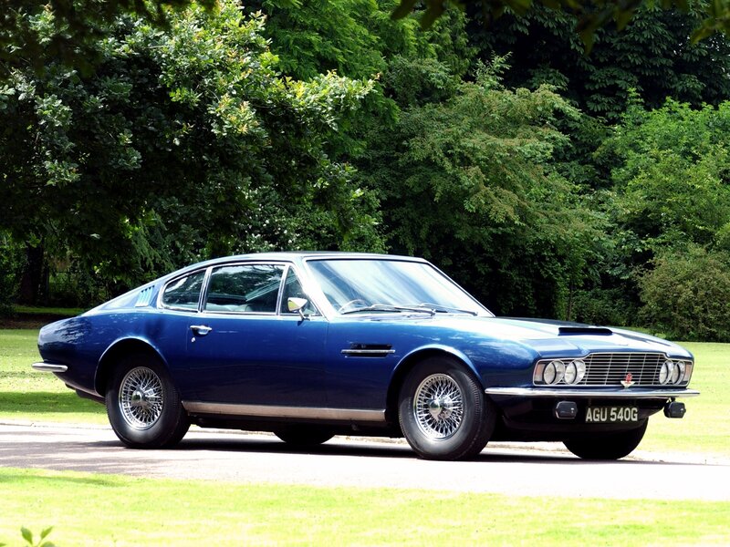 Blue classic Aston Martin car