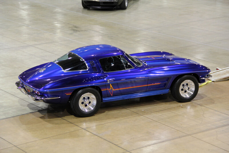 Blue Classic Car — Calm, Photograph, Floor