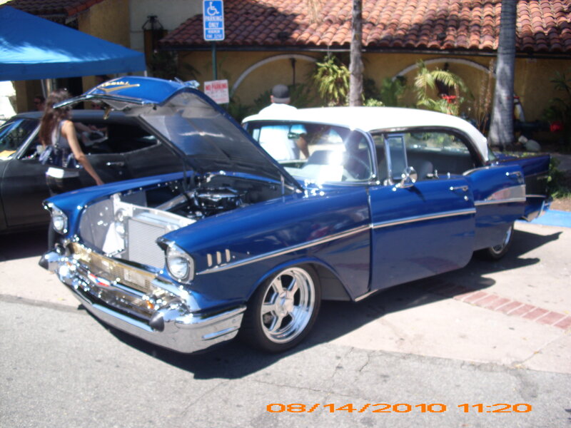 Blue Classic Car — Outdoor