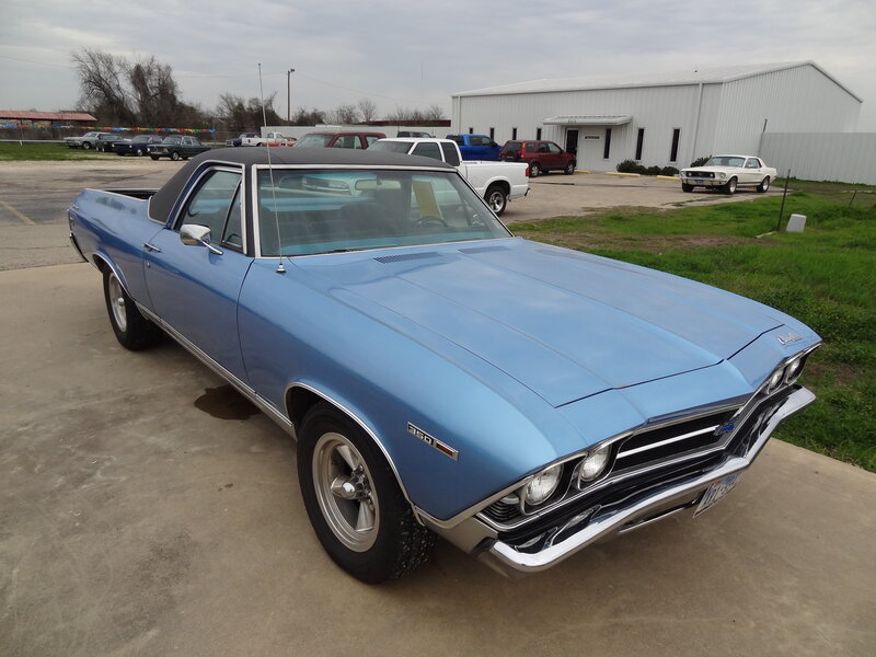 Blue Classic Car — Overcast, Photograph