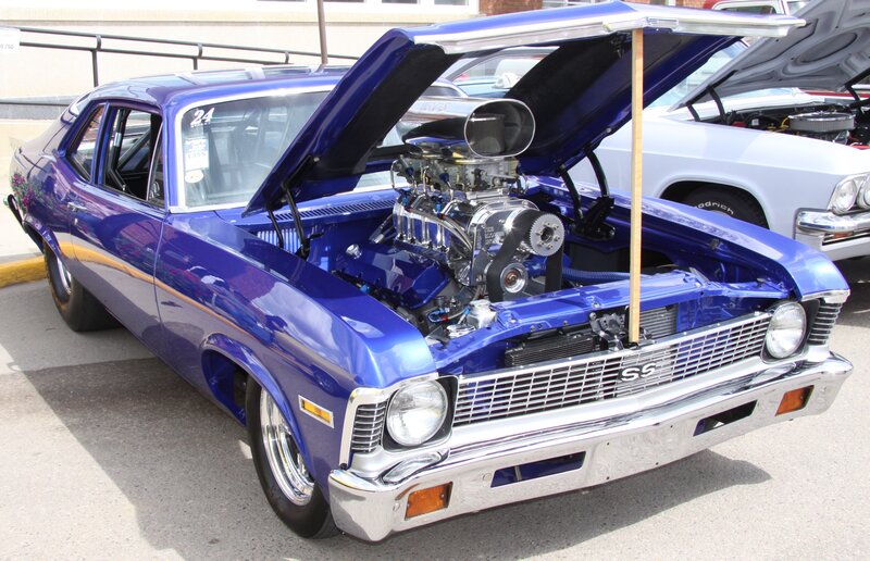 Blue Classic Car — Showcase, Afternoon, Photograph, Car Engine