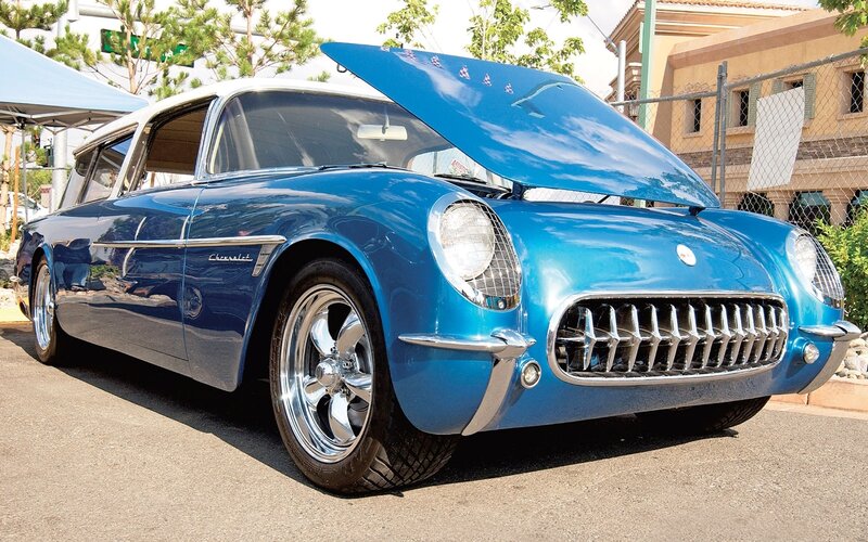 Blue Classic Car — Showcase, Daytime, Photograph