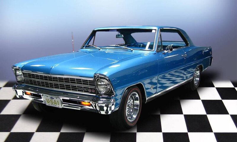Blue Classic Car — Showcase