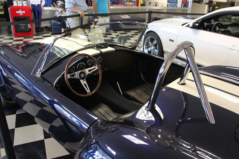 Blue Classic Convertible Car — Showroom