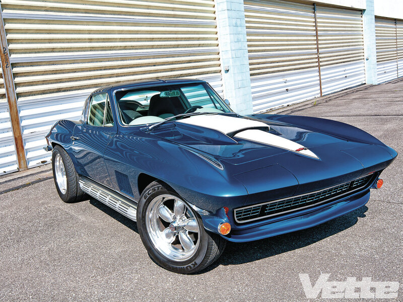 Blue Classic Corvette — Calm