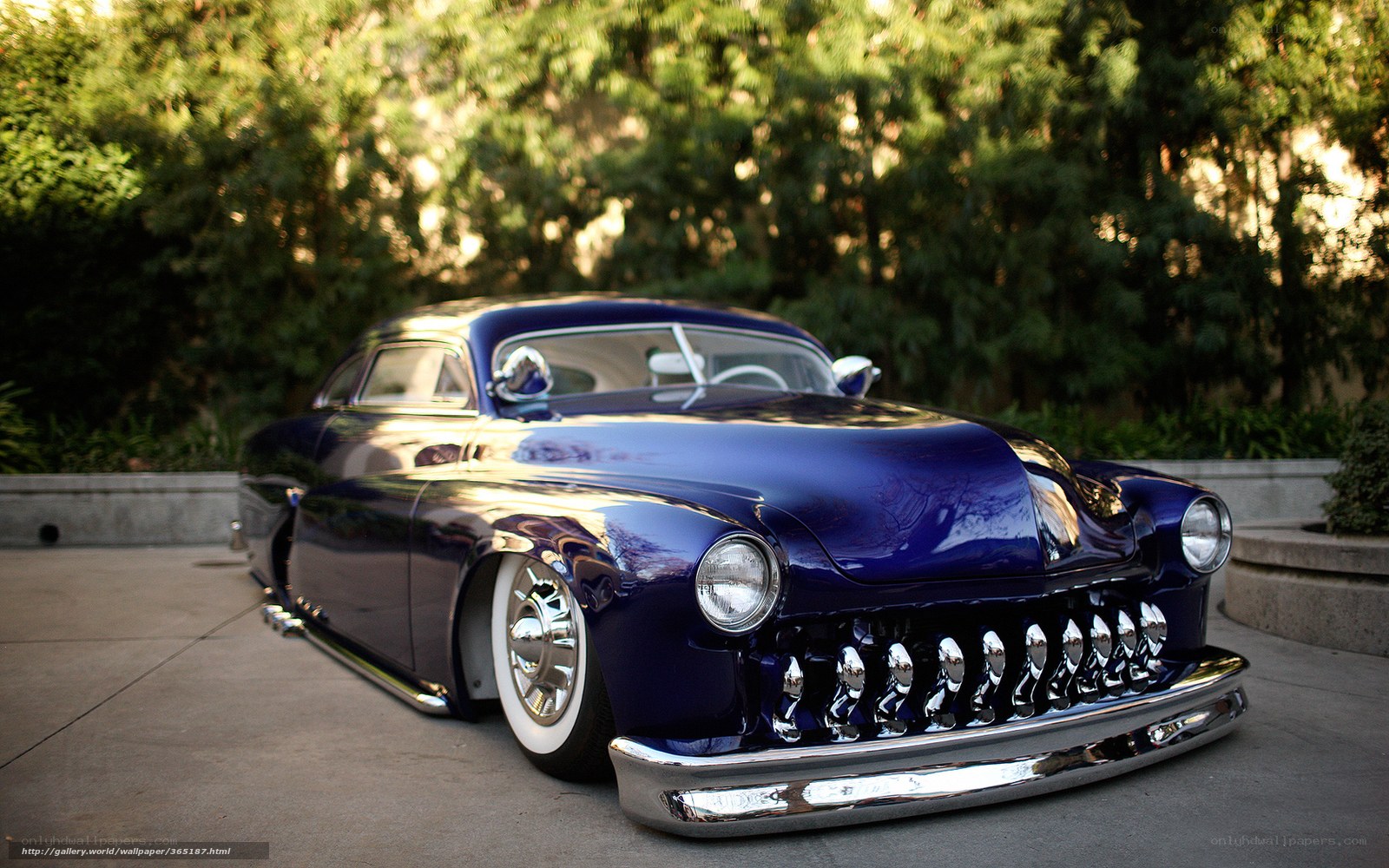 blue classic hot rod car