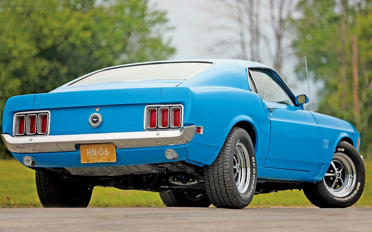 blue classic muscle car