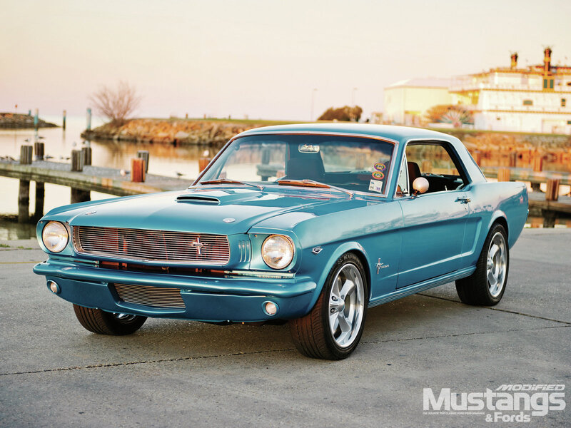 Blue Classic Mustang — Serene