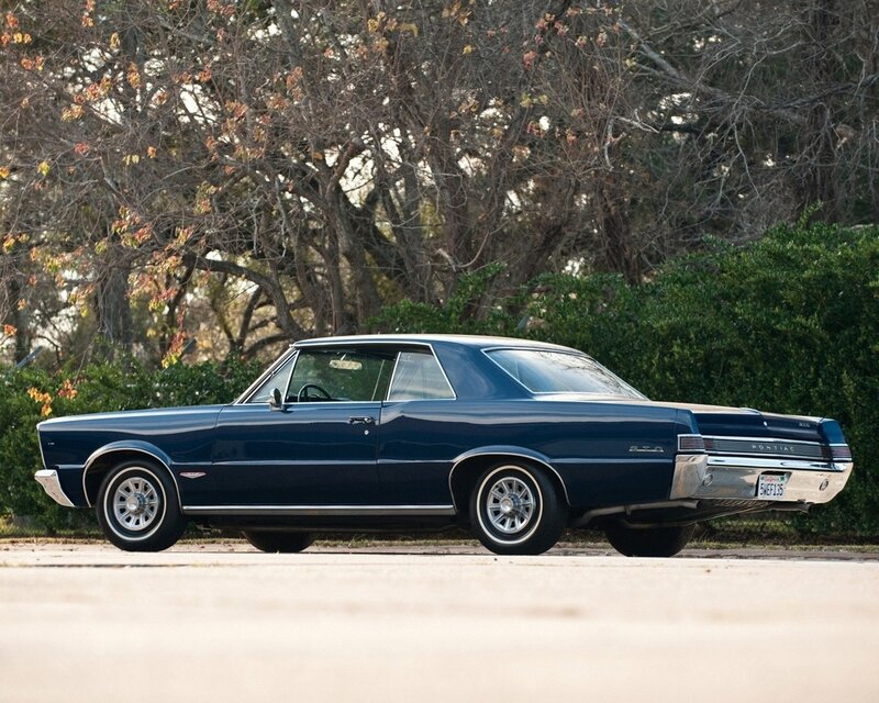 blue classic pontiac gto