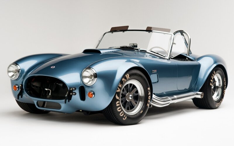 Blue Classic Sports Car — Neutral