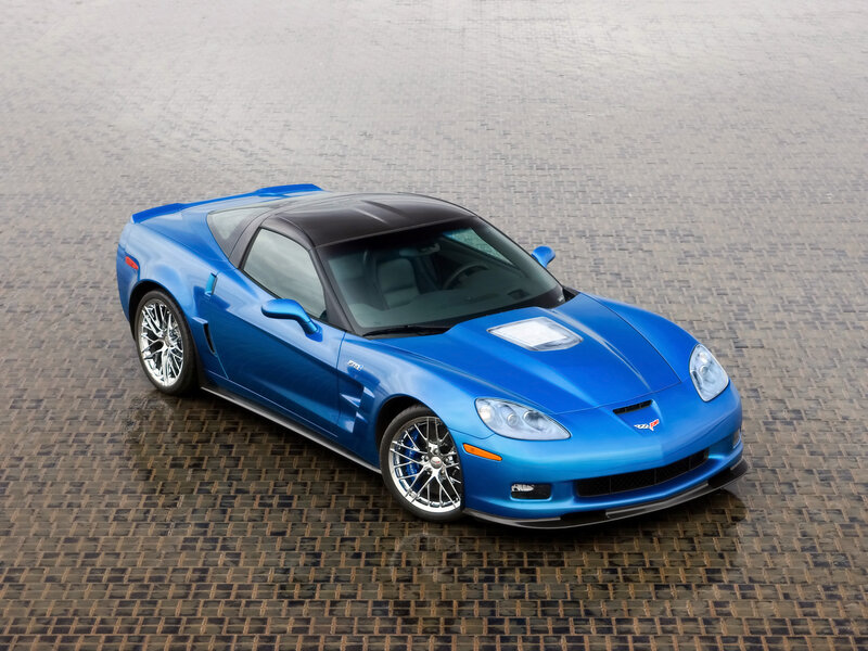Blue Corvette C6 Zr1 — Calm