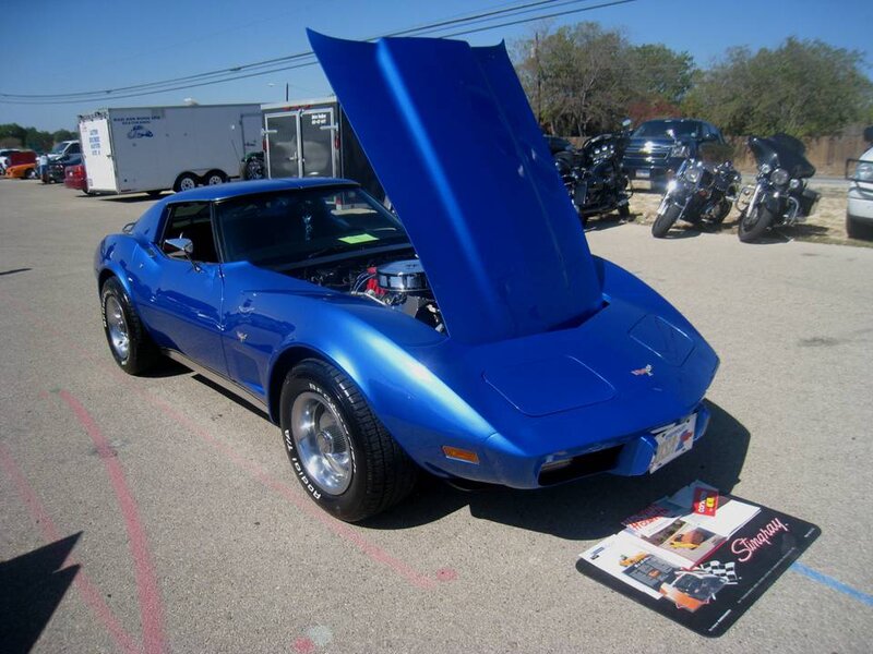 Blue Corvette Car — Outdoor