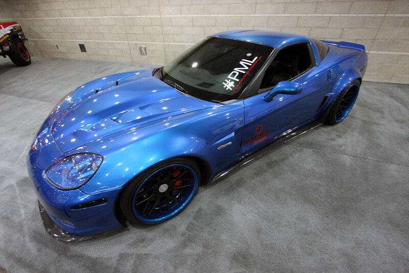 Blue Corvette Sports Car — Neutral