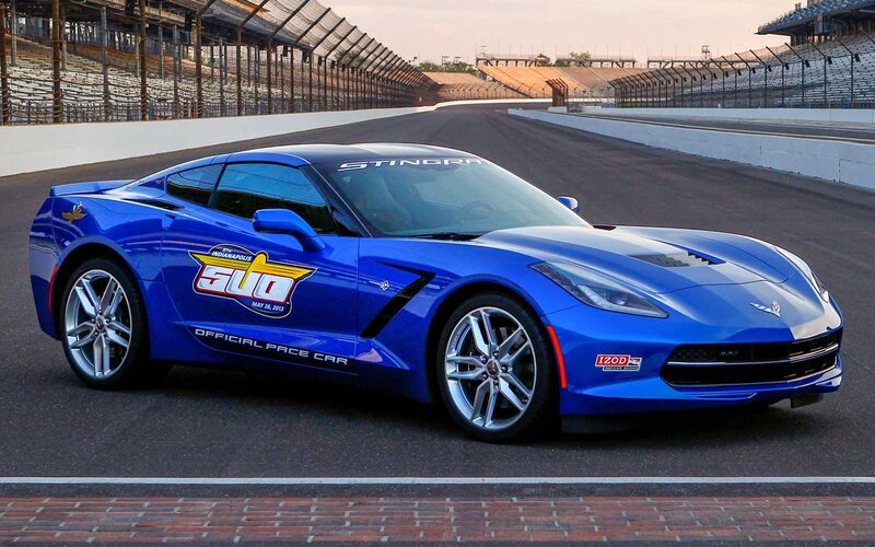 Blue Corvette Stingray — Dynamic