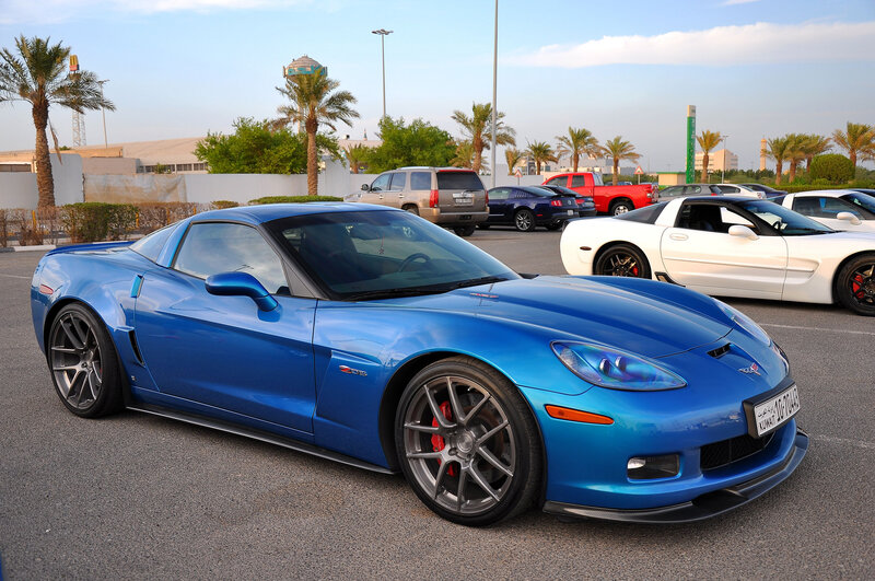 Blue Corvette Z06 — Calm