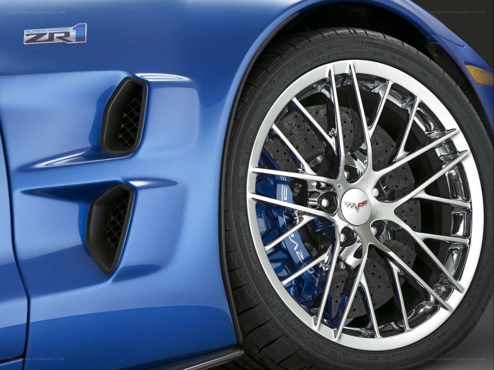 Blue Corvette ZR1 wheel