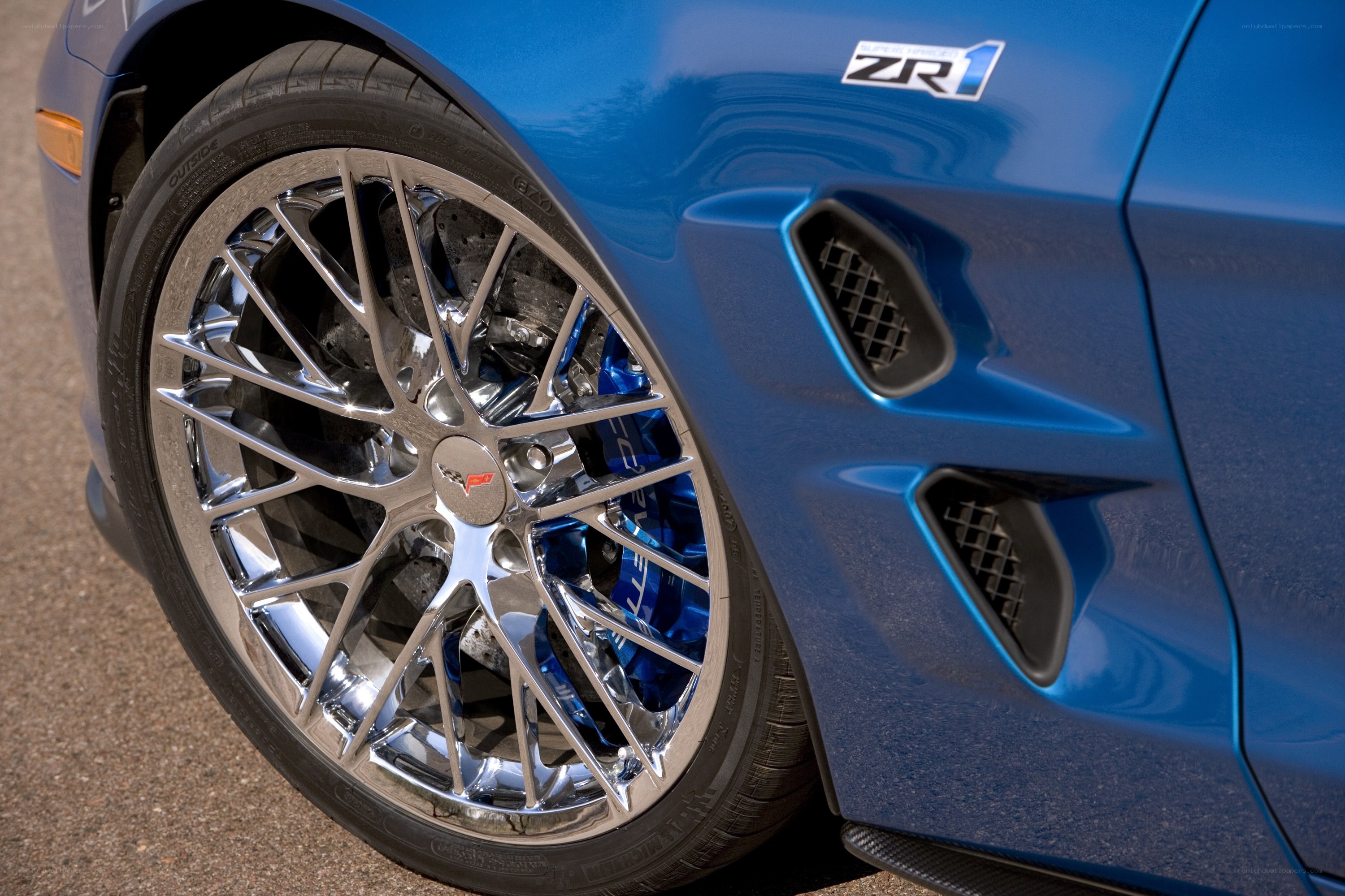 Blue Corvette ZR1 wheel