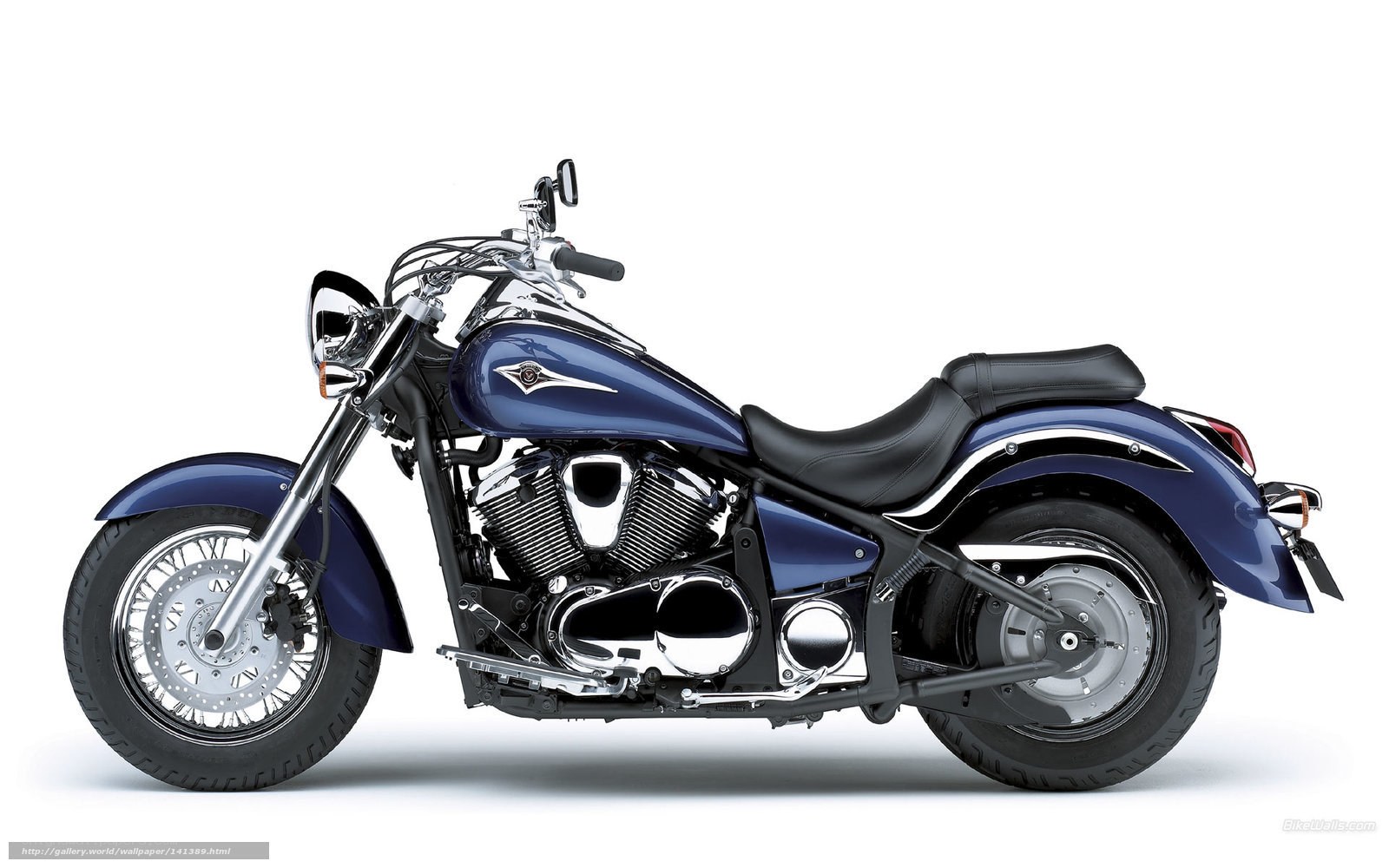 blue cruiser motorcycle
