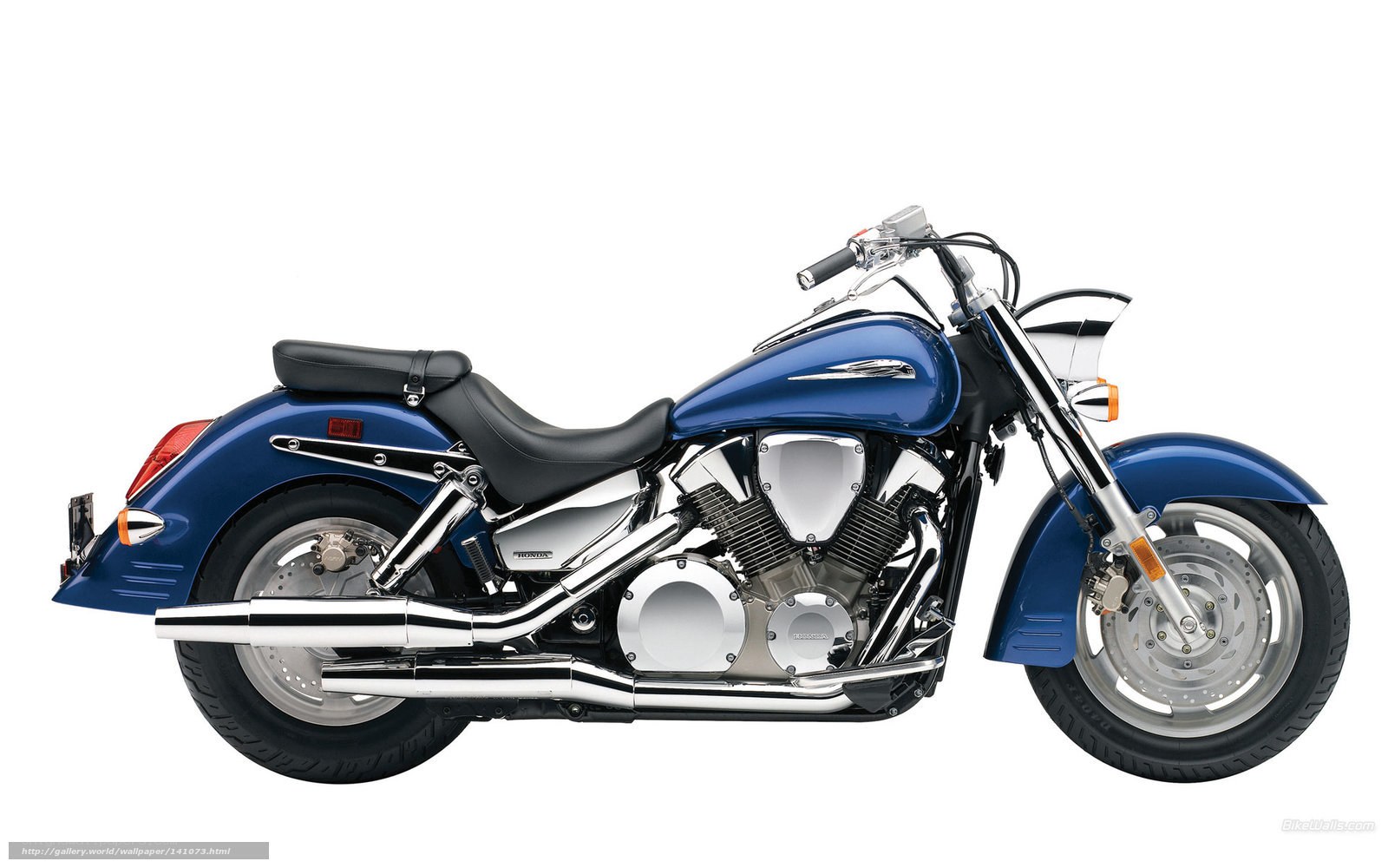blue cruiser motorcycle