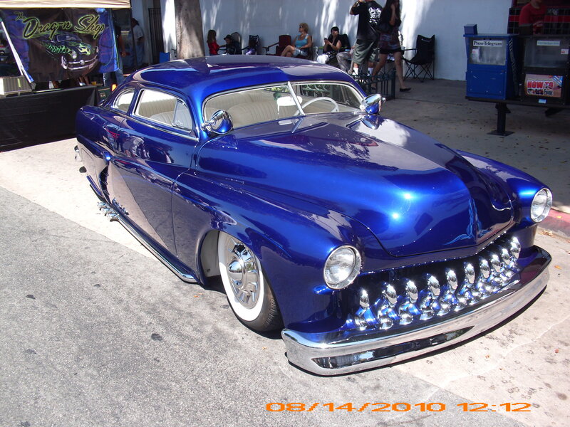 Blue Custom Car — Outdoor
