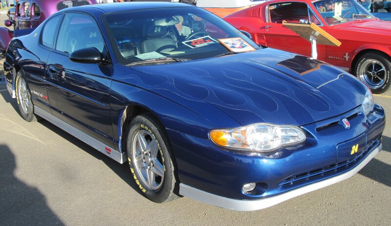 Blue Custom Car — Showcase, Afternoon