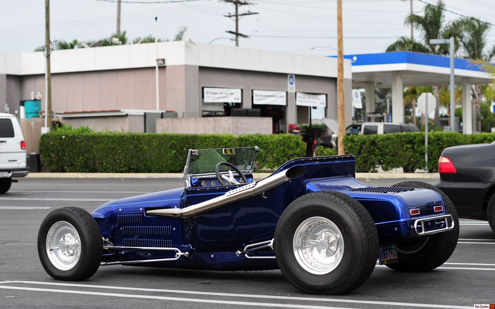 blue custom hot rod car