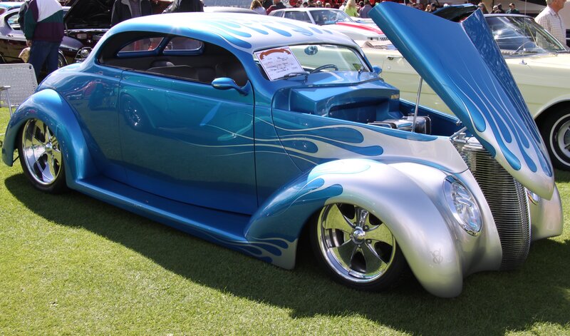 Blue Custom Hot Rod — Showcase