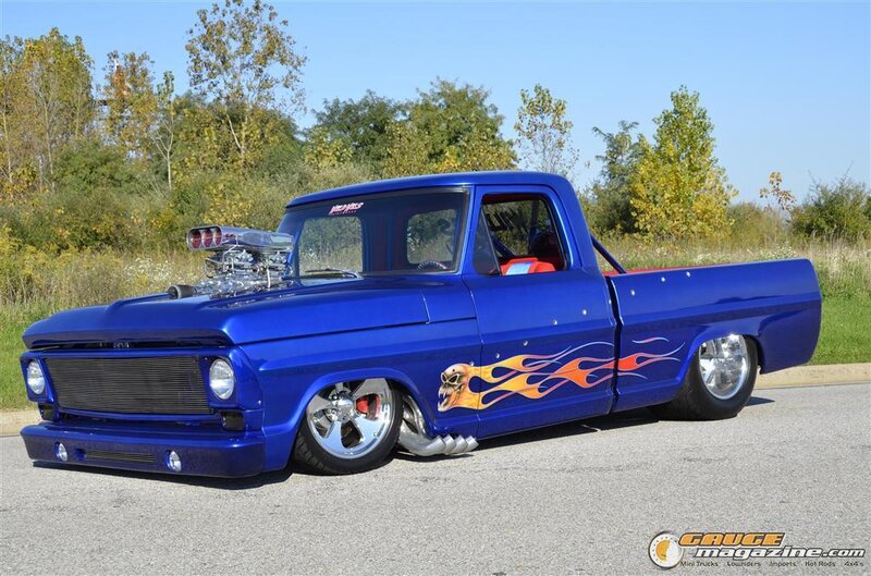 Blue Custom Pickup Truck — Showcase, Autumn