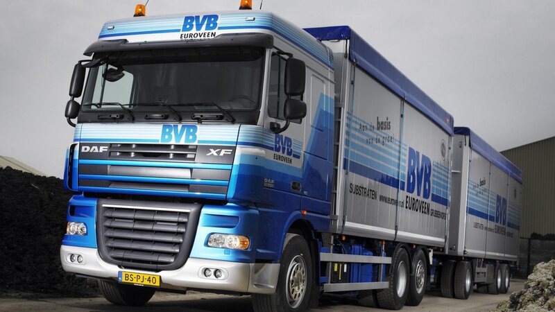 Blue DAF Truck