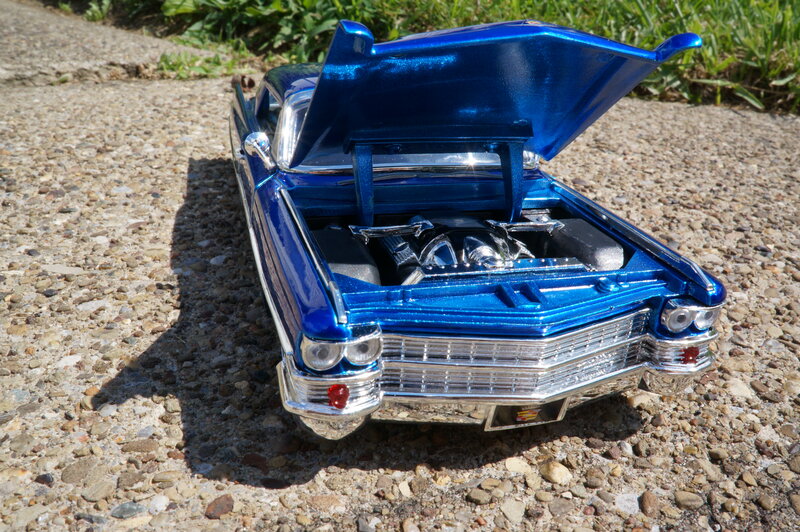 Blue Die-cast Car — Neutral
