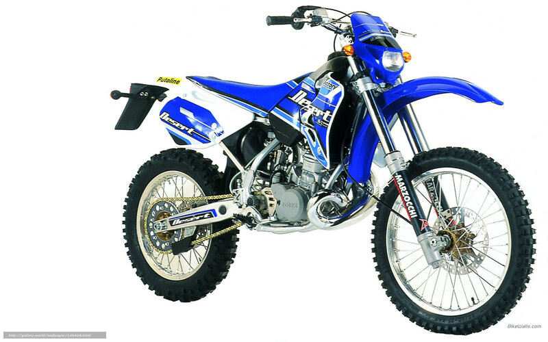 Blue Dirt Bike — Neutral, Photograph