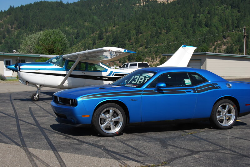 Blue Dodge Challenger — Outdoor