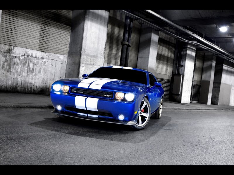 Blue Dodge Challenger SRT8