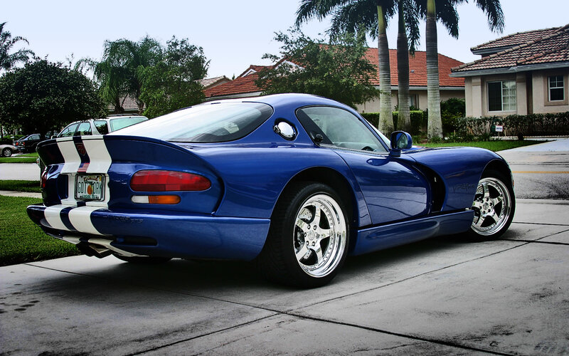 Blue Dodge Viper sports car
