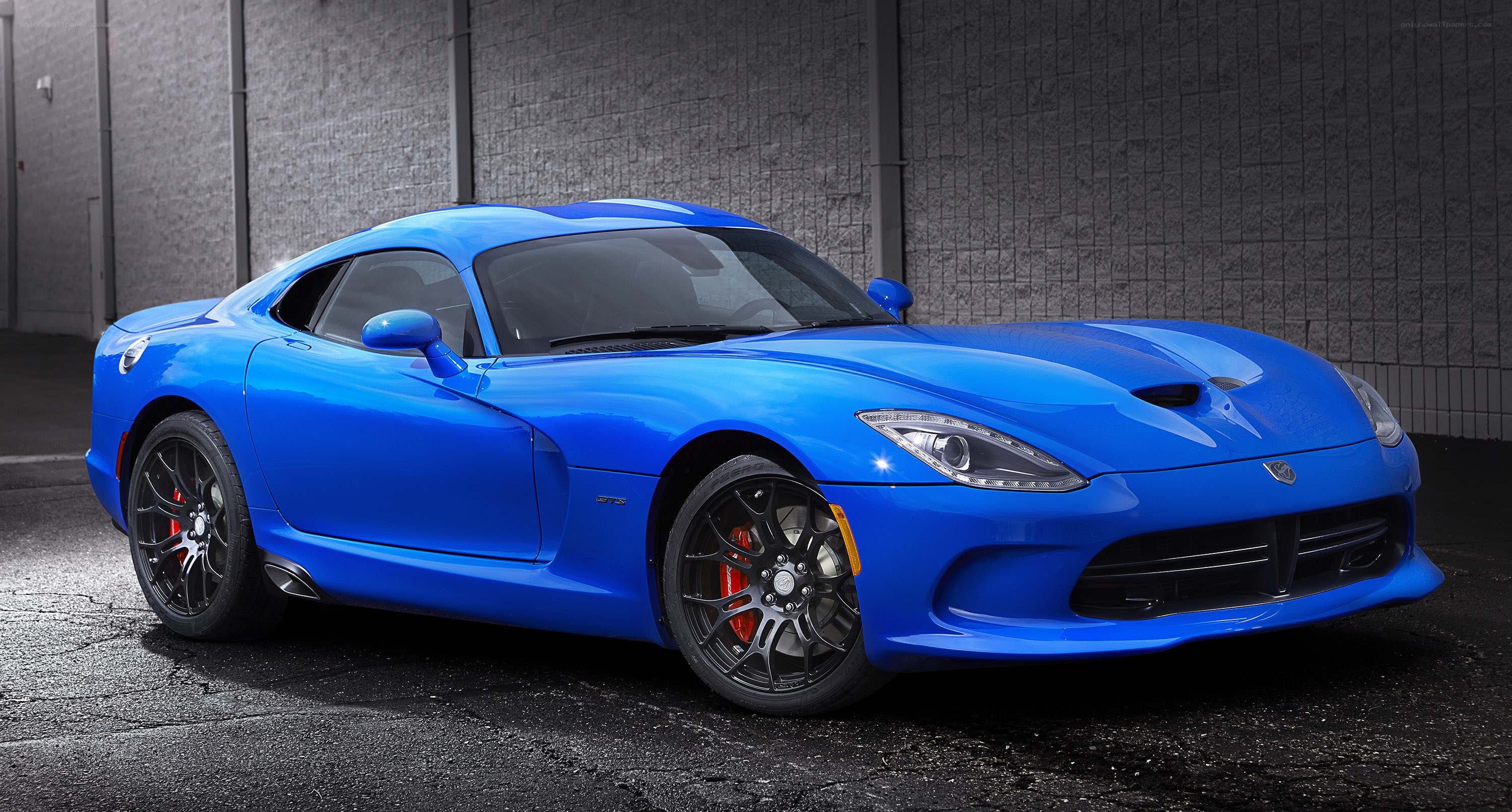 Blue Dodge Viper sports car