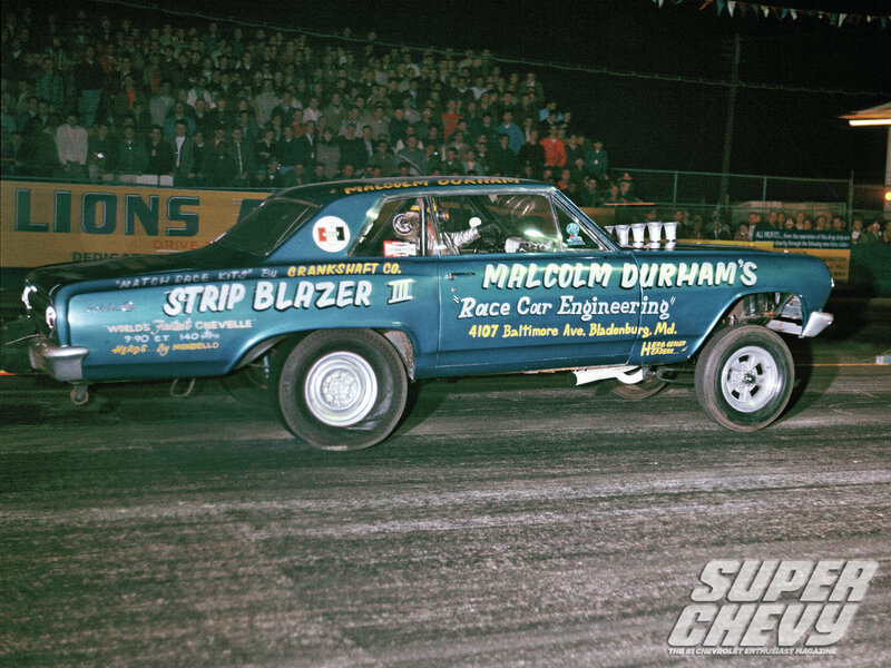 Blue Drag Racing Car — Energetic, Night